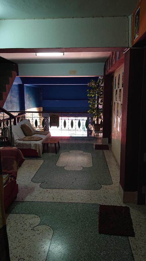 Banphe​ Hostel Exterior foto